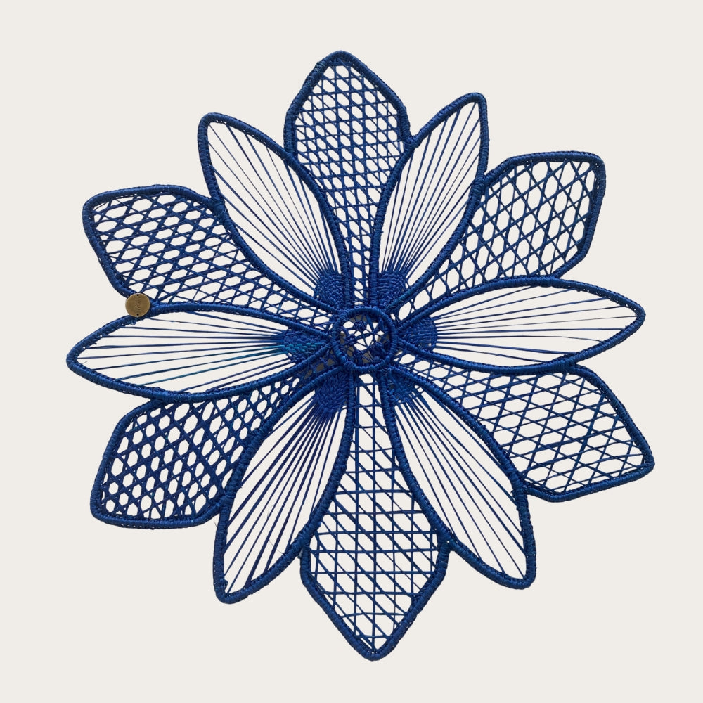 Lily Placemat - Pack of 6 - Handmade Iraca Palm