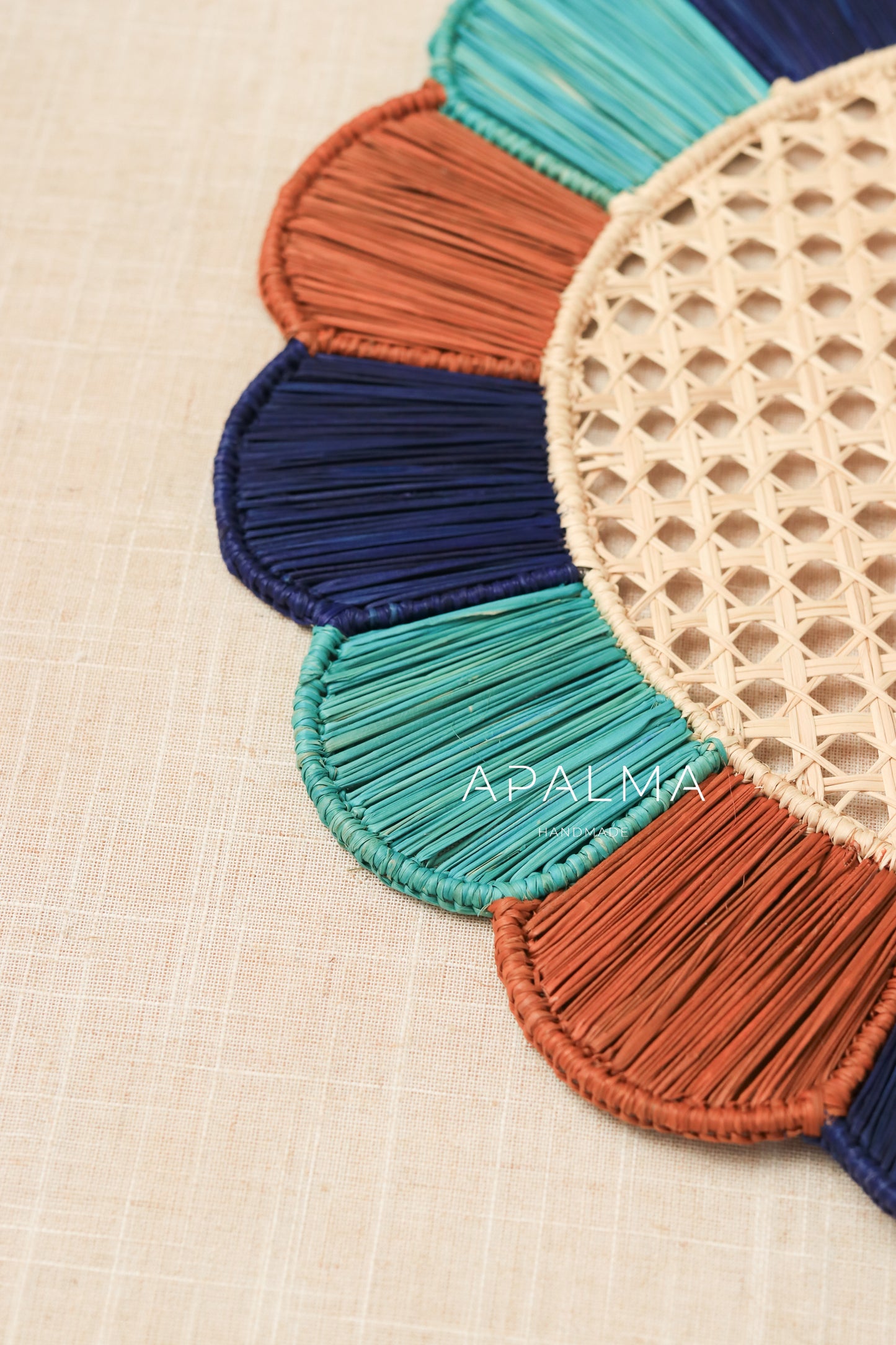 Ocean Rosette Placemats Set of 4, Scalloped Handwoven Charger Plates, Coastal Table Decor, Natural Fiber