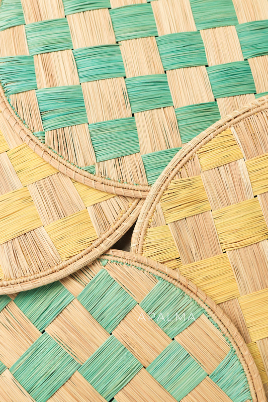 Checkered Weave Placemat Handwoven Iraca, Coastal TableDecor, Artisan TableSetting Chessboard Charger (Copy)