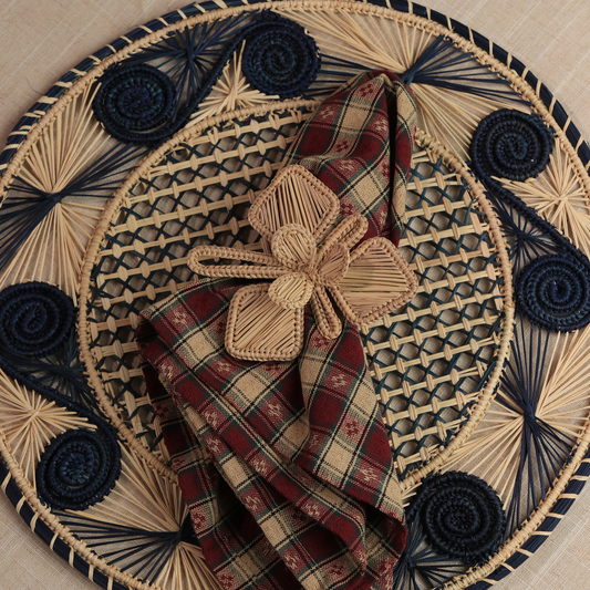 Abraham Napkin Ring - Made of Iraca Palm