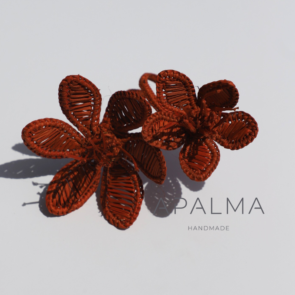 Wild Columbine flower, Iraca Palm, Handmade Napkin Ring, sold by the pack of 8
