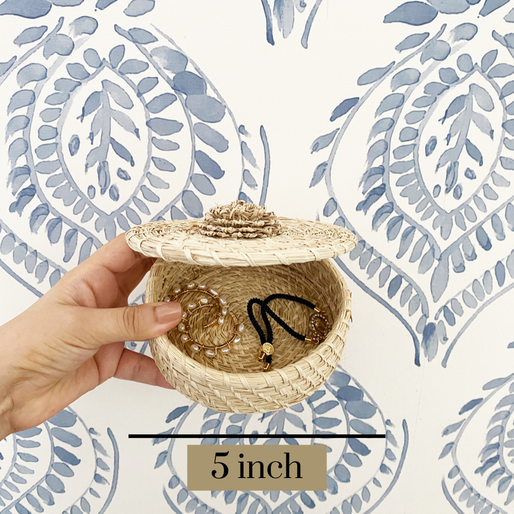 Handmade Iraca Palm - Jewelry Organizer