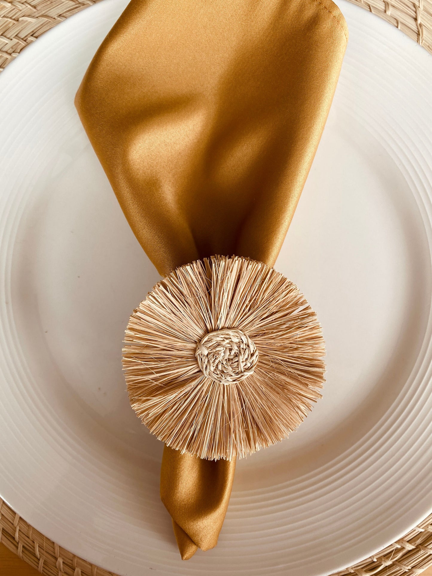 Sunflower Napkin Ring - Iraca Palm, 100% handmade napkin holder for table decor