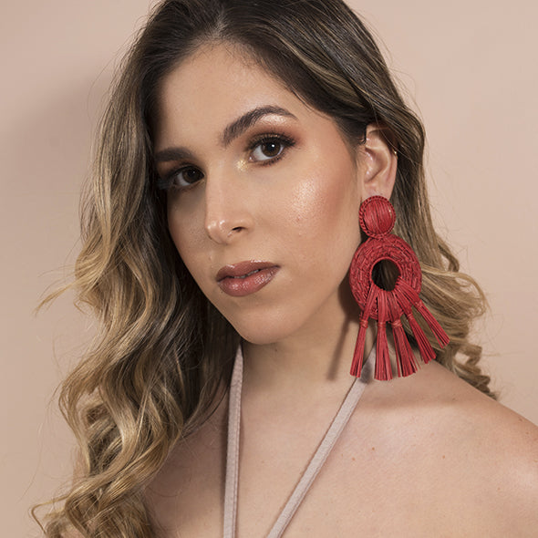 Handmade Iraca Palm Earrings - Oasis Red Earrrings