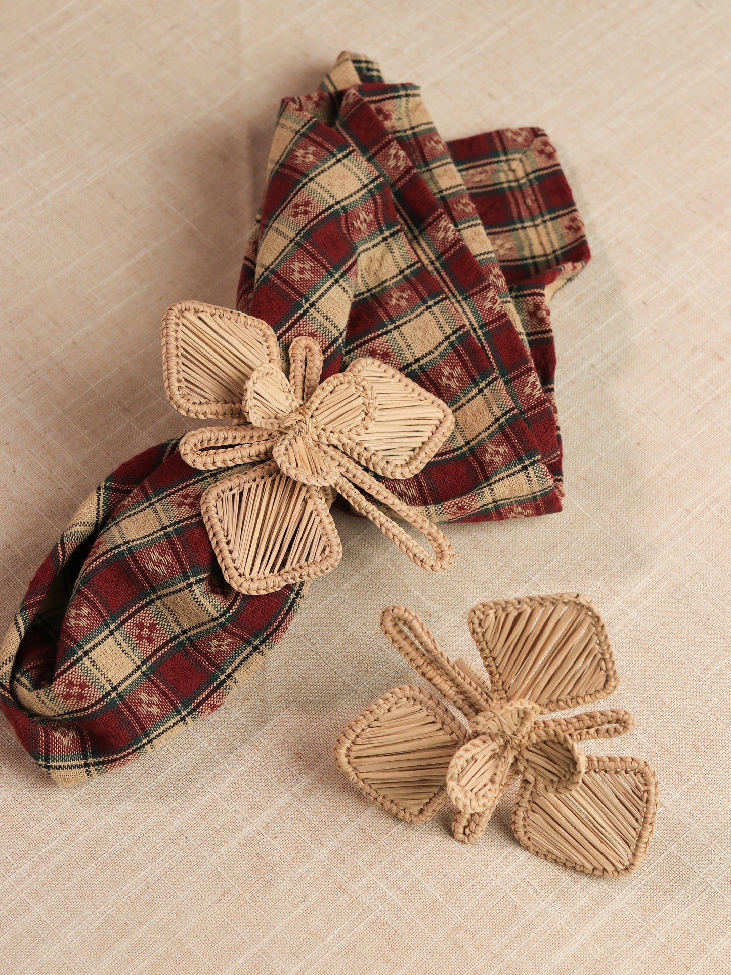 Abraham Napkin Ring - Made of Iraca Palm