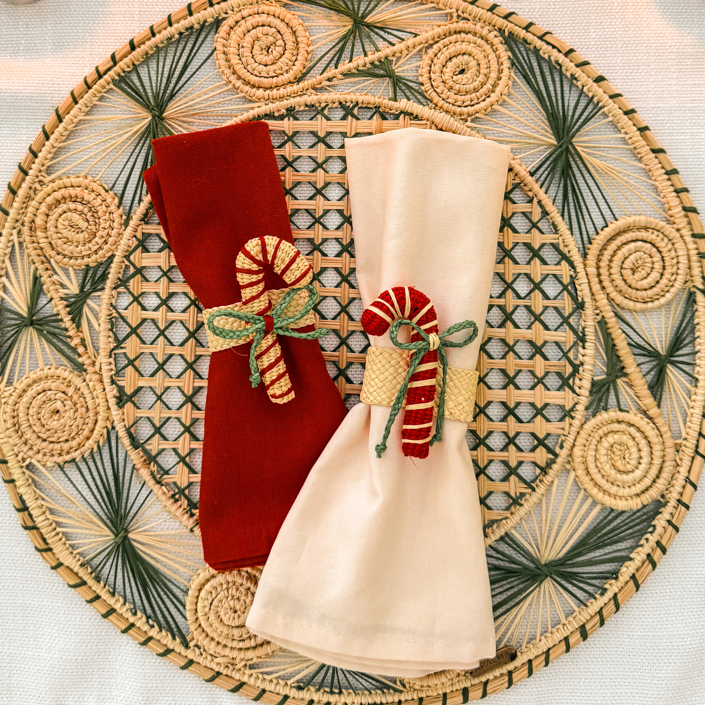 Caracoli Iraca Straw Placemats