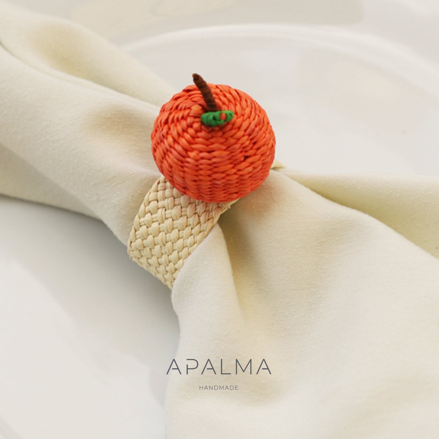 Fruit Napkin Ring made of iraca palm
